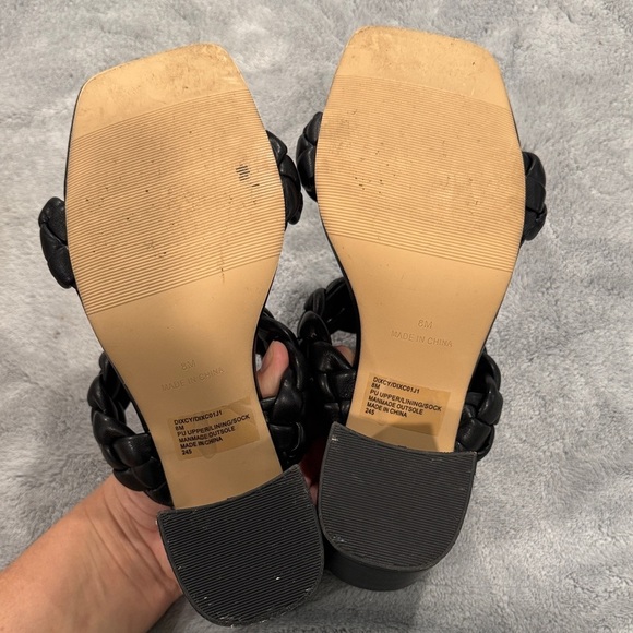 Chic Black Braided Women's Heels - Picture 4 of 7